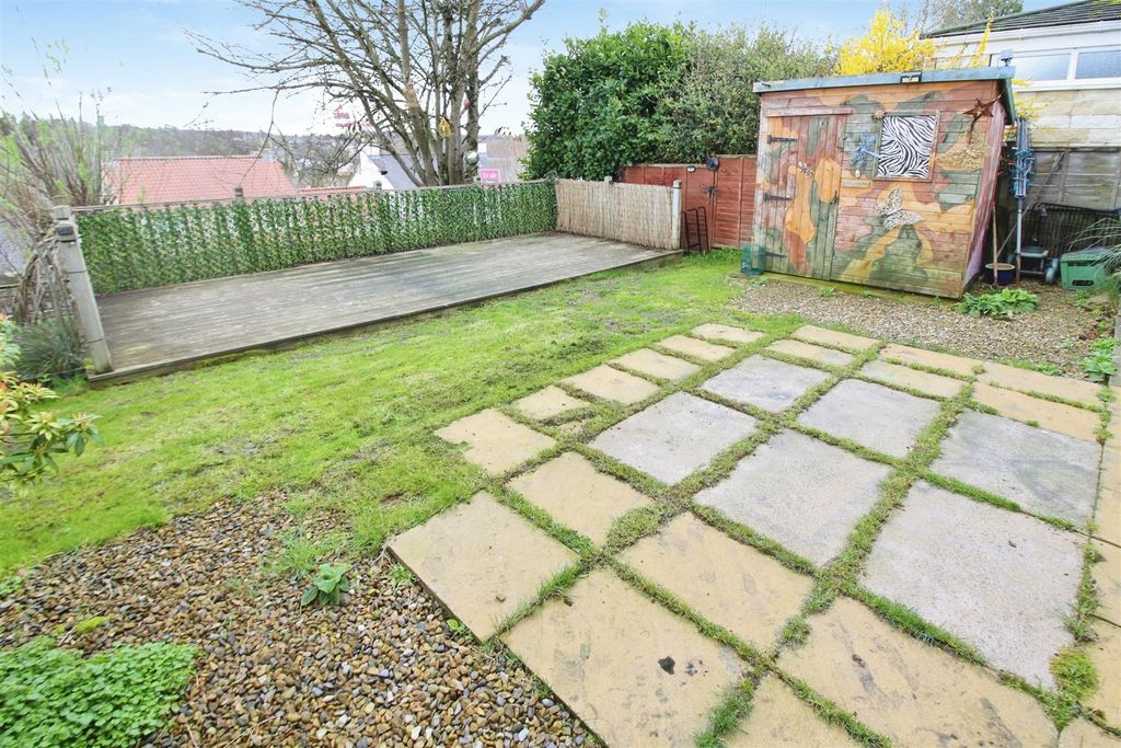 Property photo 2 of 8 Outside