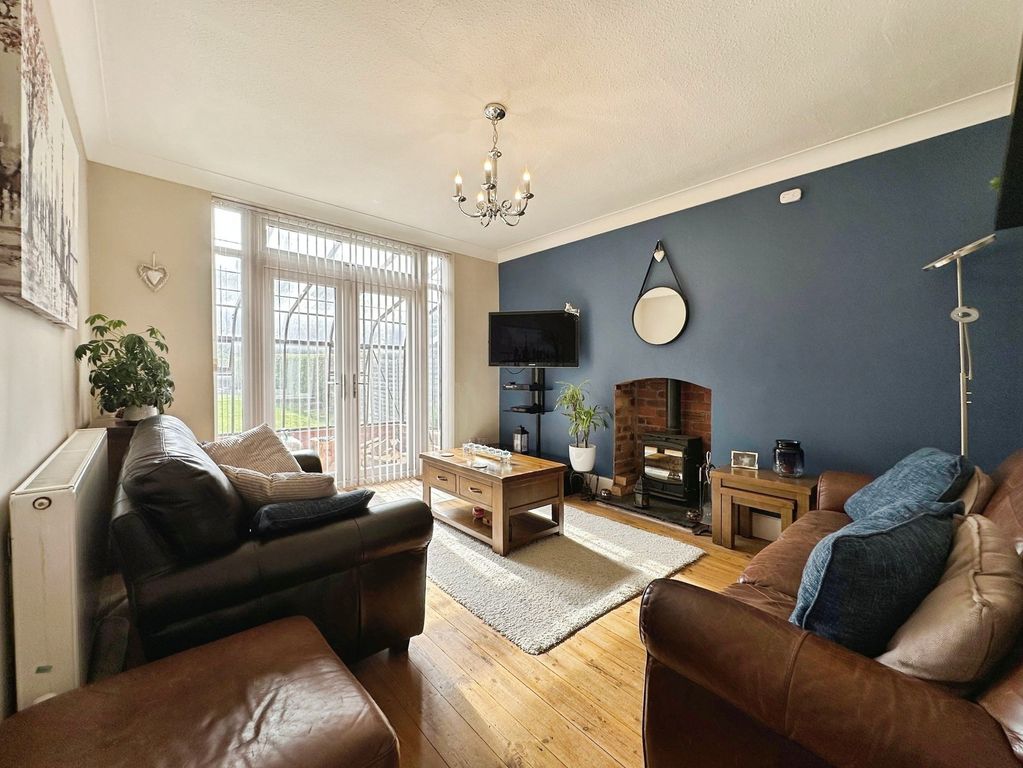 Property photo 3 of 23