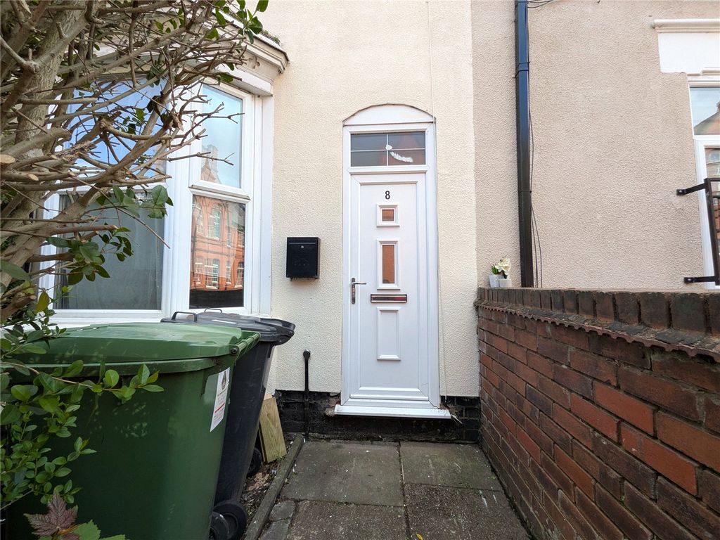 Property photo 2 of 13 Front