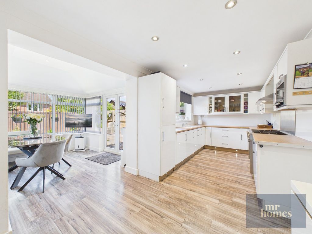 Property photo 2 of 29