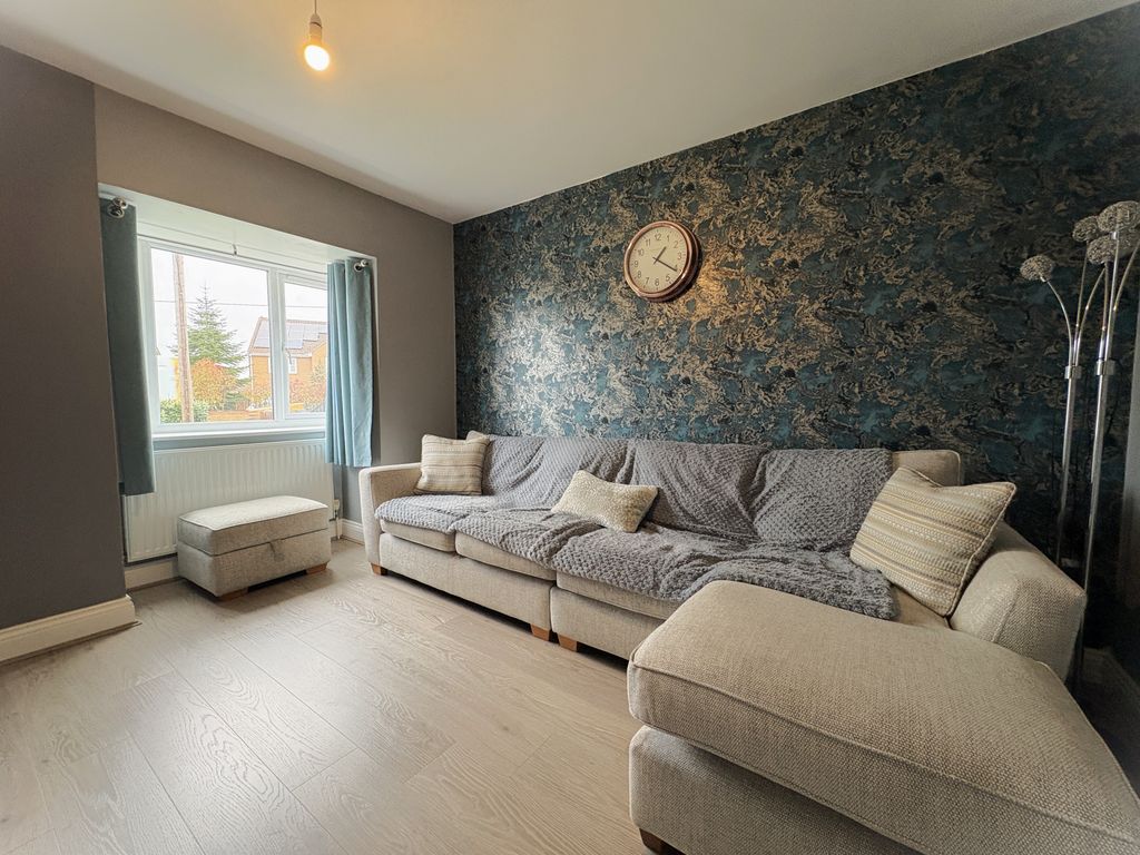 Property photo 3 of 12 Living Room