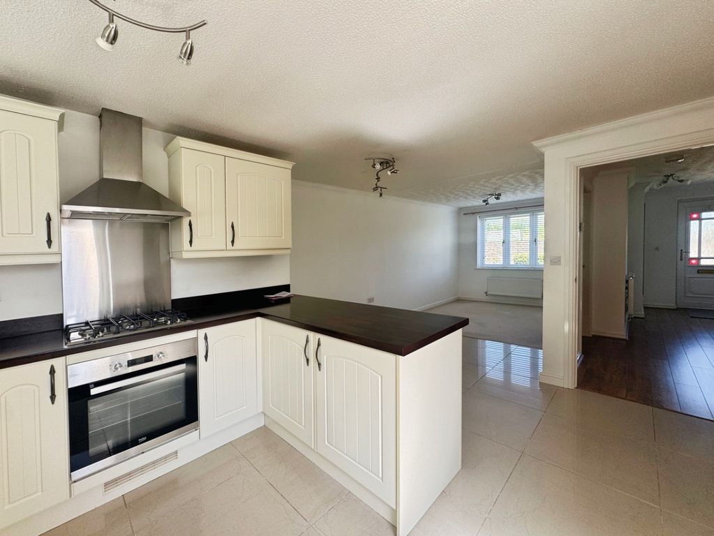 Property photo 3 of 22 5177676