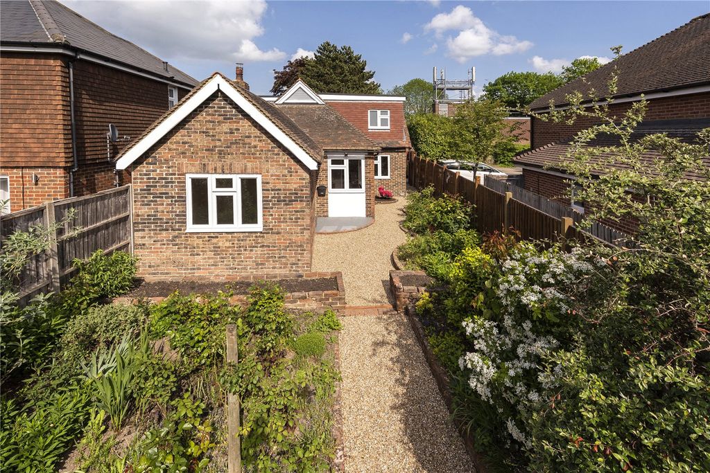 Property photo 1 of 18 Picture No. 01
