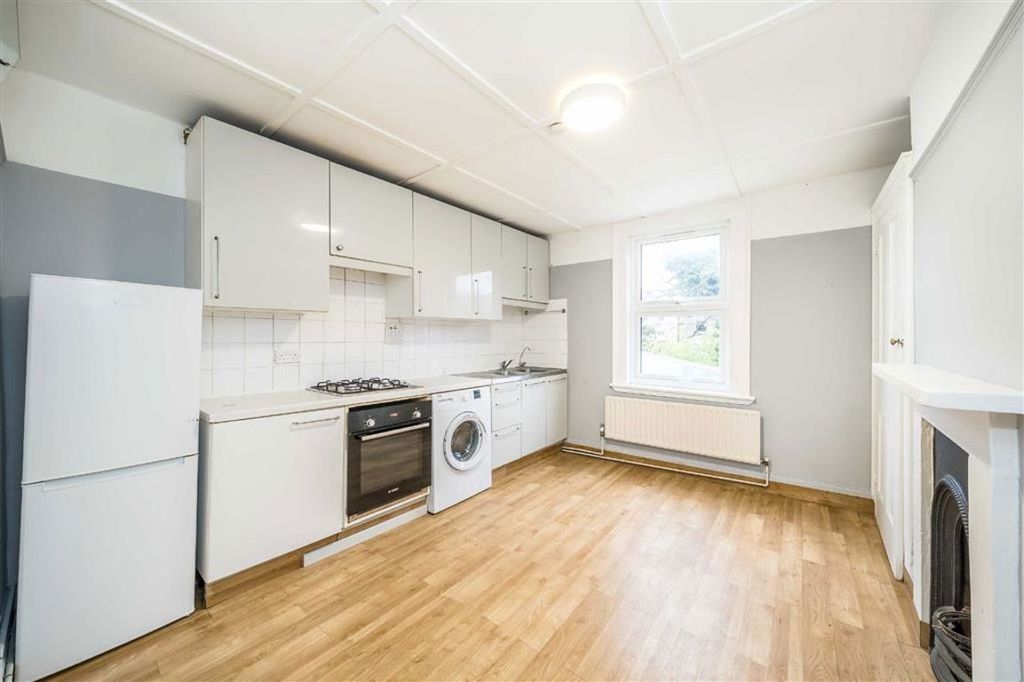 Property photo 3 of 8