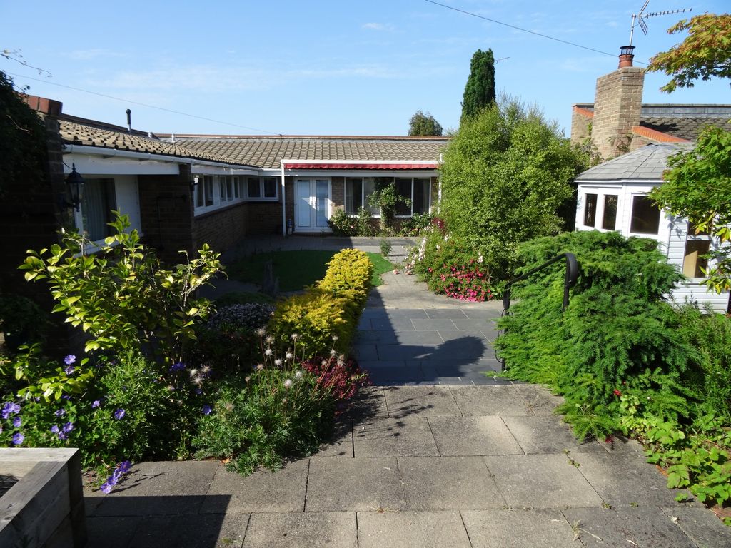 Property photo 1 of 13 Photo 24