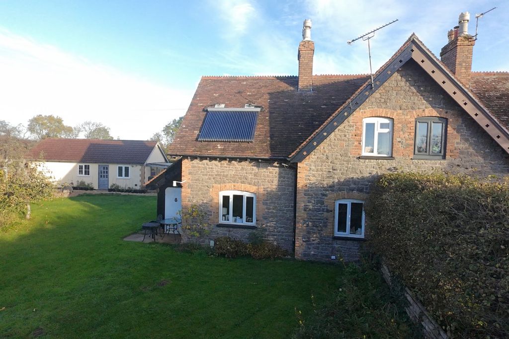 Property photo 1 of 34