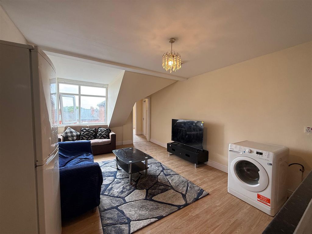 Property photo 3 of 9 Living Room (3).Jpg