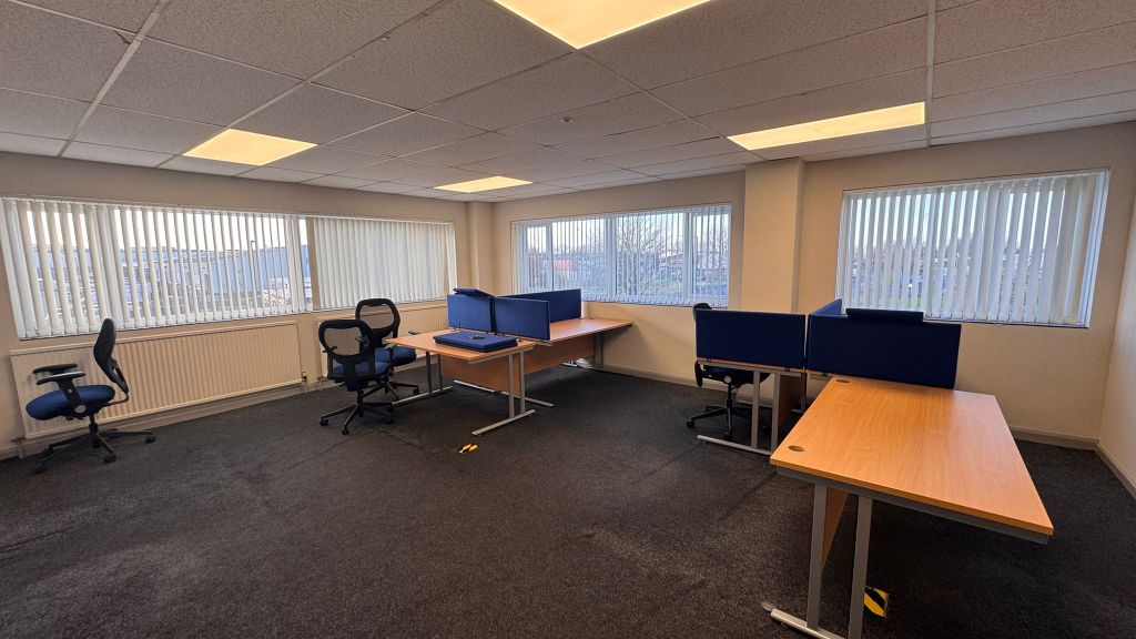 Property photo 3 of 8