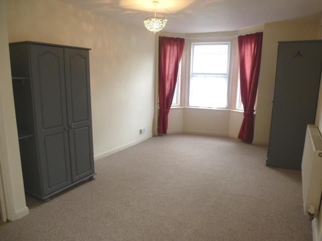 Property photo 1 of 5 Bedroom