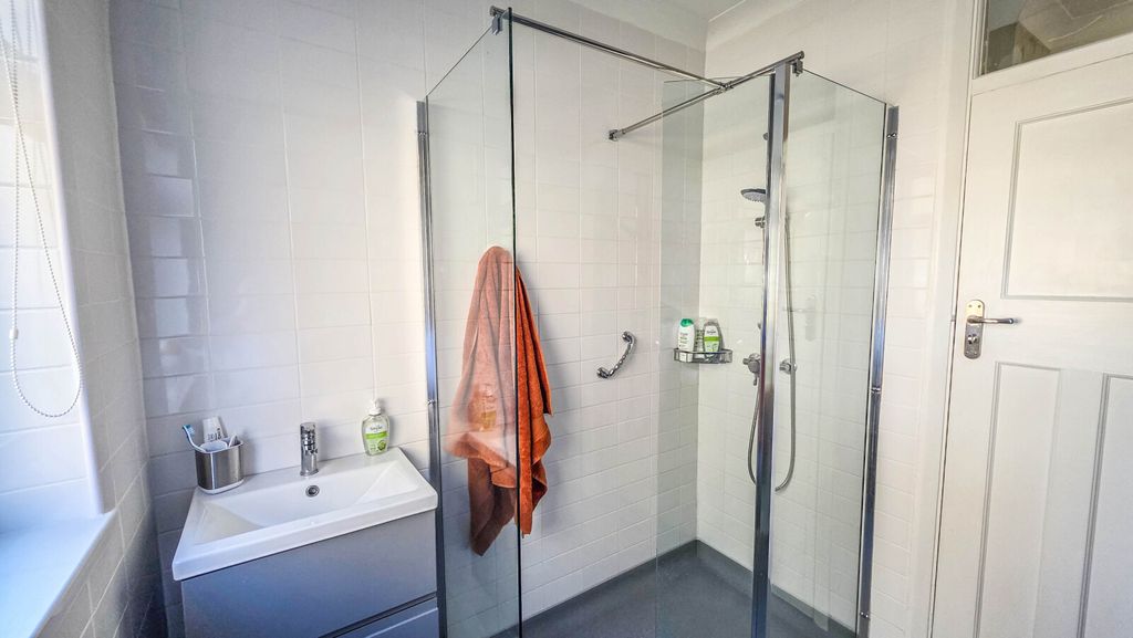 Property photo 3 of 15 Picture No. 22