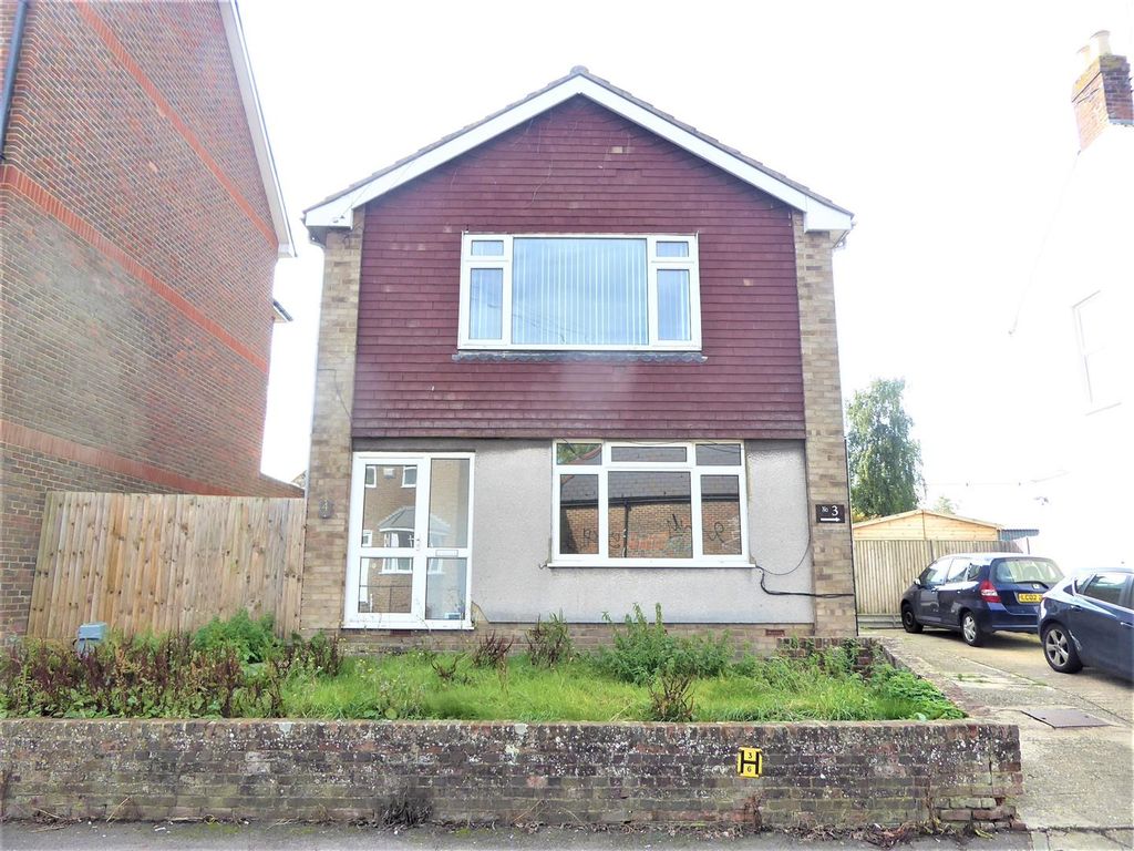 Property photo 1 of 7 External