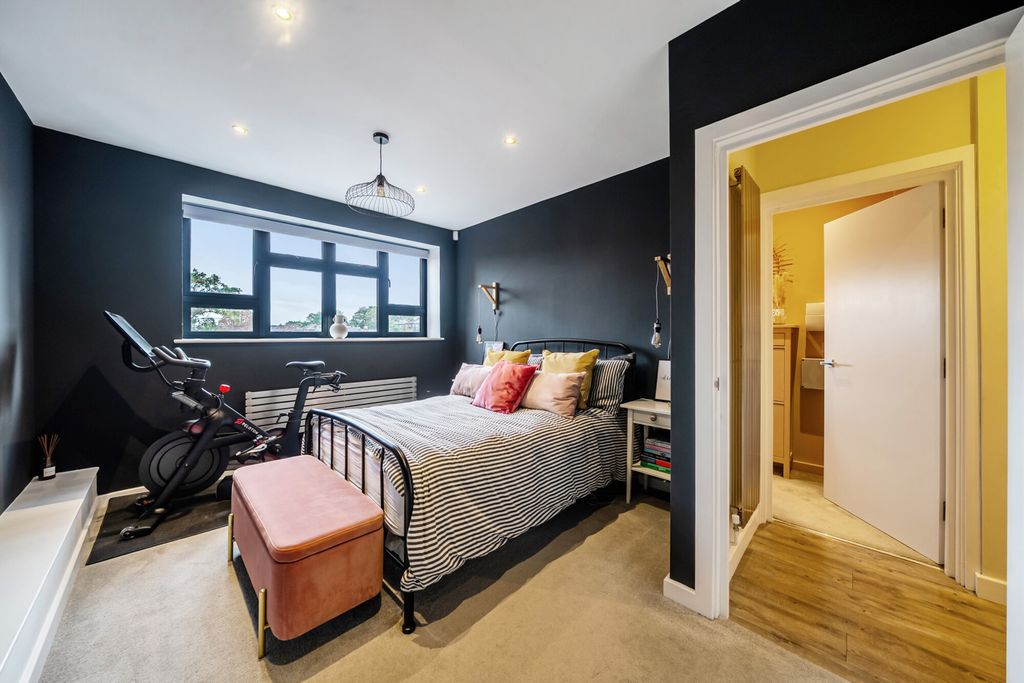 Property photo 3 of 13 1522224-1-6Abce54...