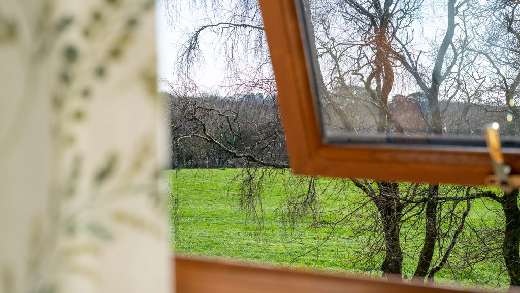 Additional image 39 of 6 bed detached house for saleLlys Bryn Gwyrdd, Llanelli SA15