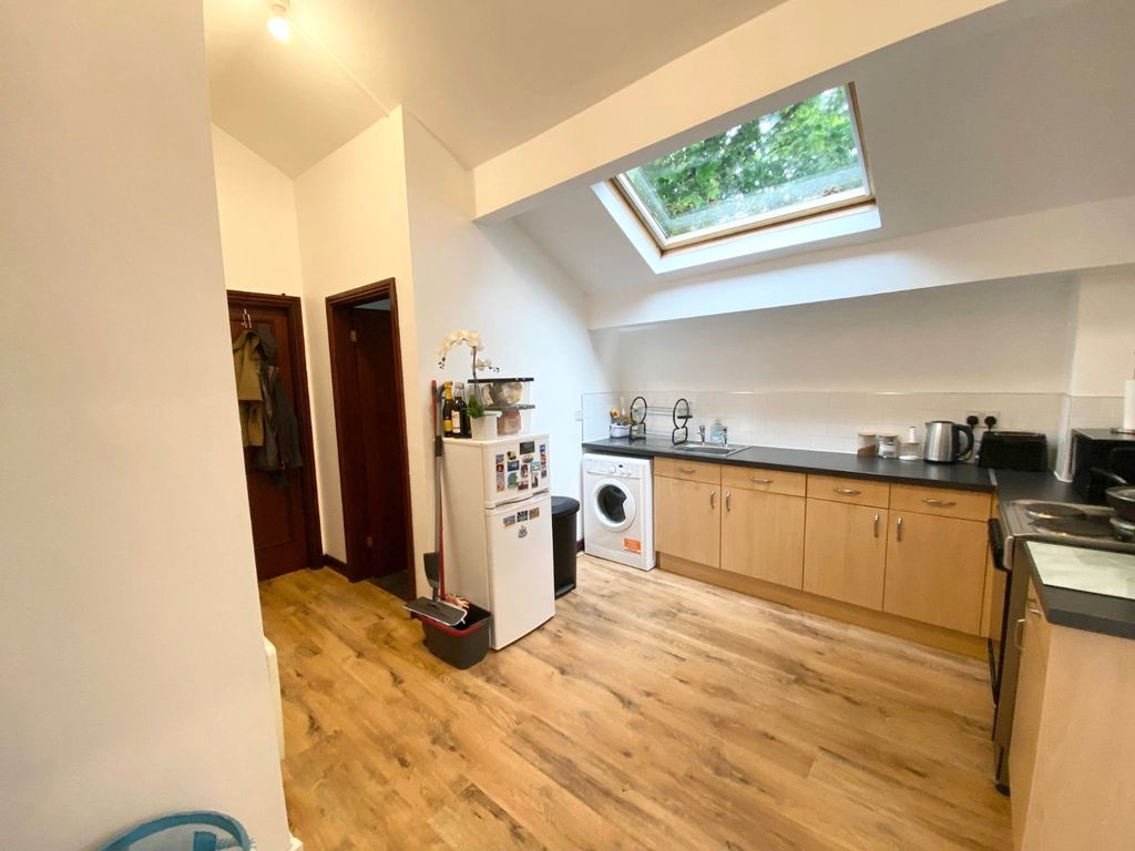 Property photo 3 of 12 Picture No. 19