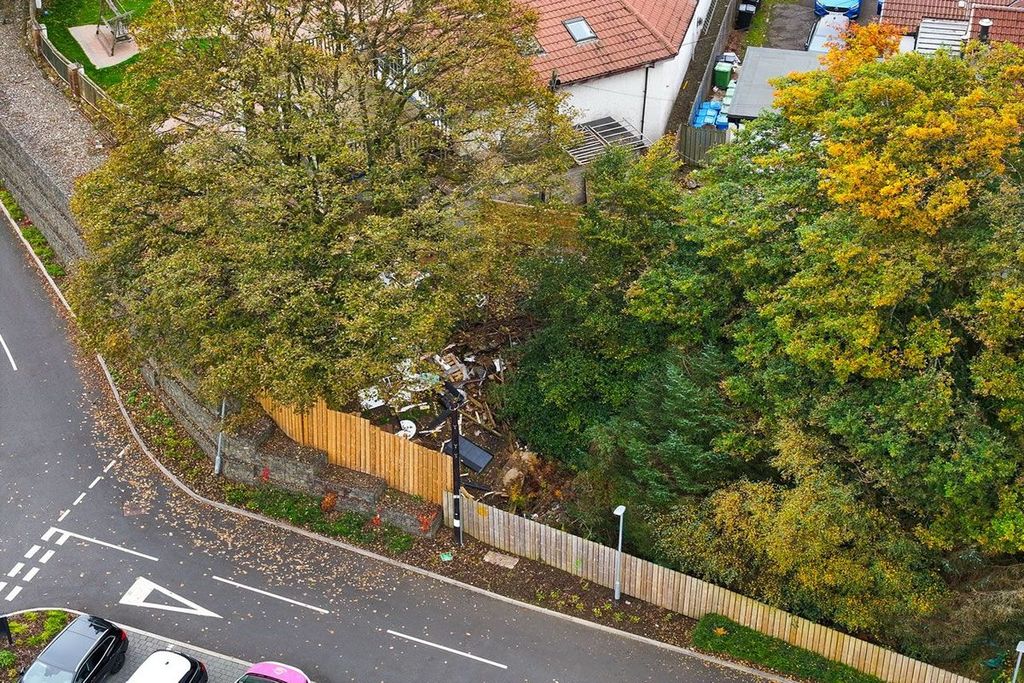 Property photo 3 of 9