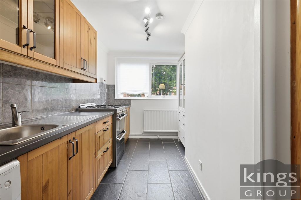 Property photo 2 of 16 Kitchen