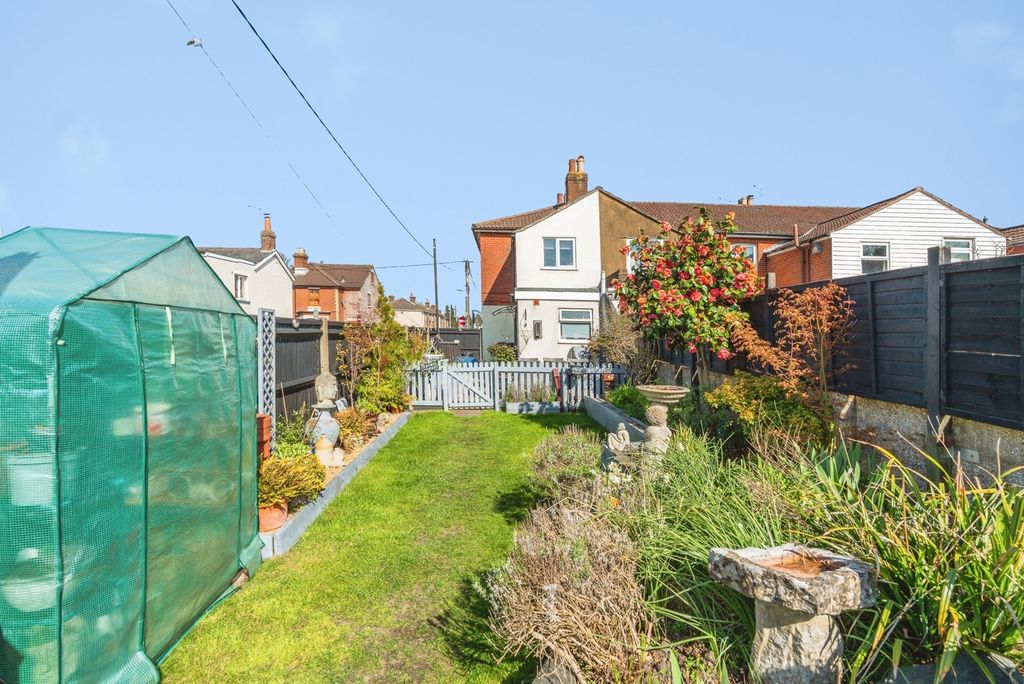 Property photo 1 of 25 Pbox-Img.Jpg