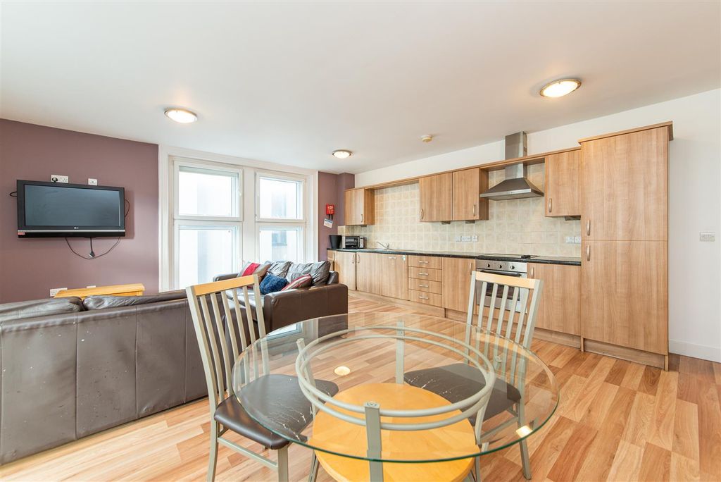 Property photo 3 of 11 Vfzupxpbo0Uavwijxyf1Ca.Jpeg