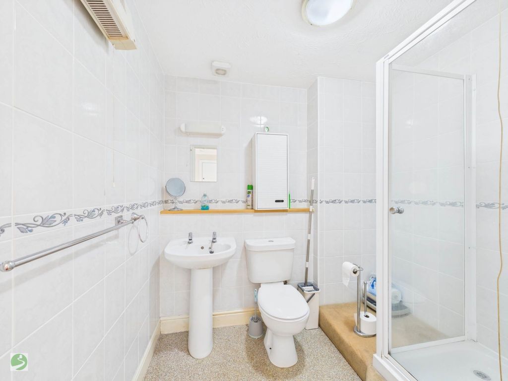 Additional image 8 of 2 bed flat for saleBarbican Road, East Looe PL13