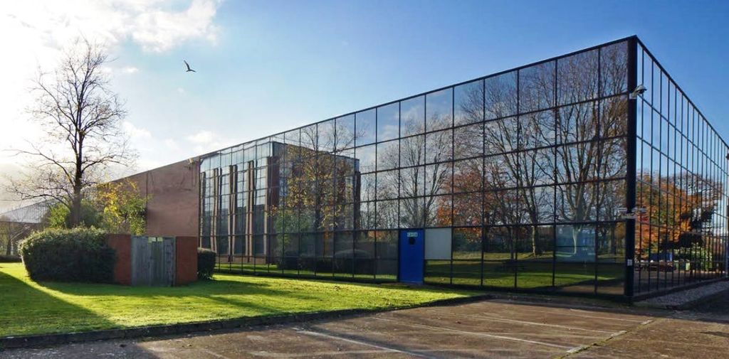 Property photo 1 of 3 Tesseract