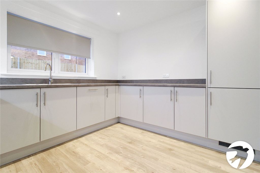 Property photo 3 of 11 Open Plan Kitchen