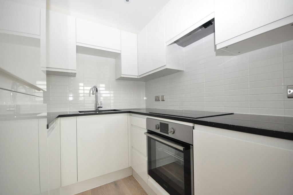 Property photo 2 of 8 203