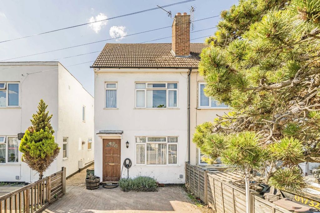 Property photo 1 of 6
