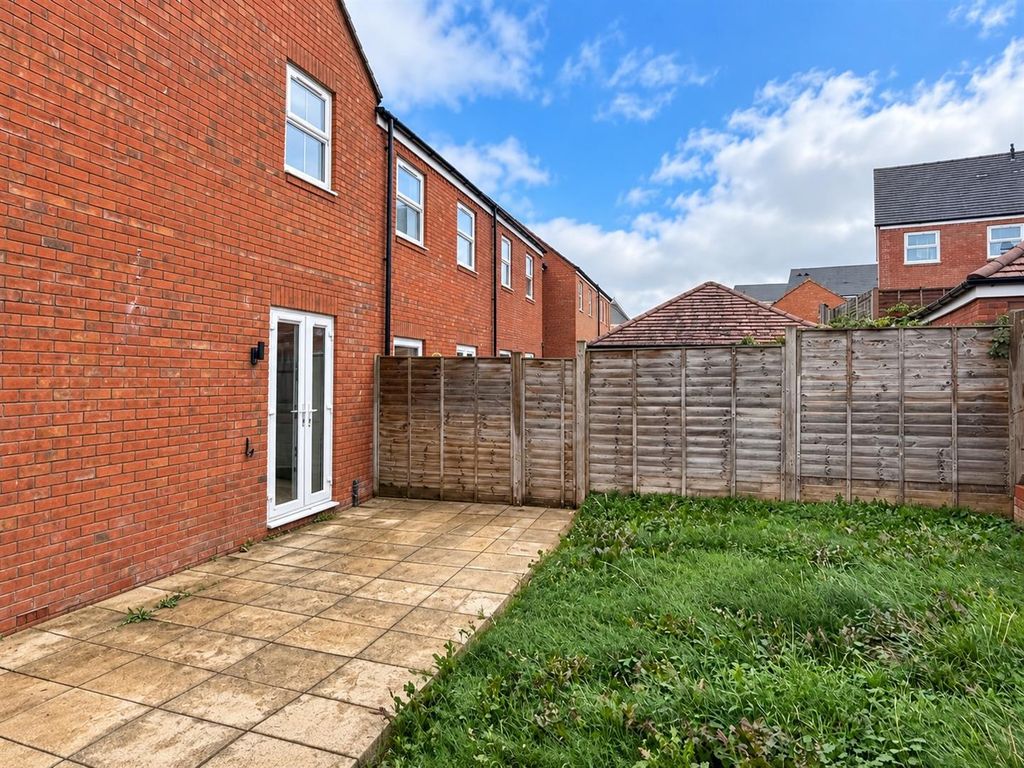 Property photo 3 of 18
