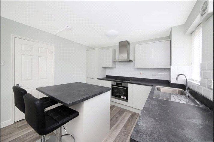 Property photo 3 of 10 Picture 3