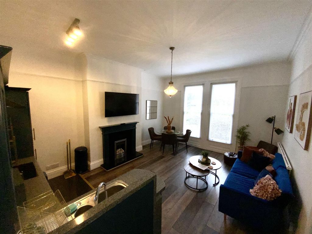 Property photo 3 of 8 Img_7128 (002).Jpg