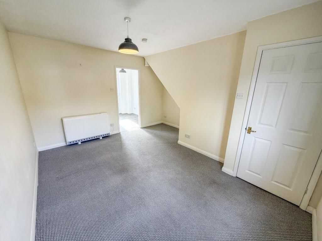 Property photo 3 of 9 Image