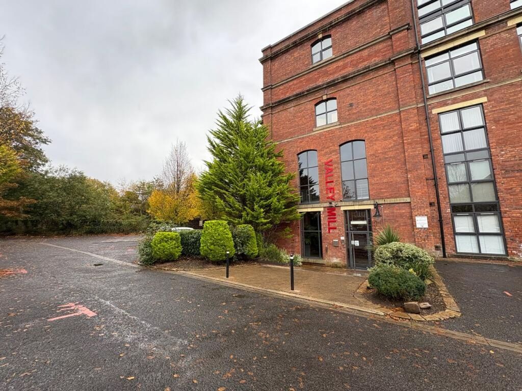 Property photo 2 of 26