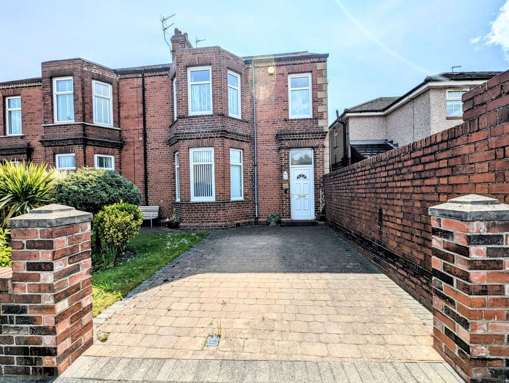 Property photo 1 of 25
