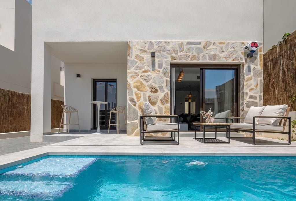 Property photo 1 of 12 Villamartin Villa Esvilv984 1