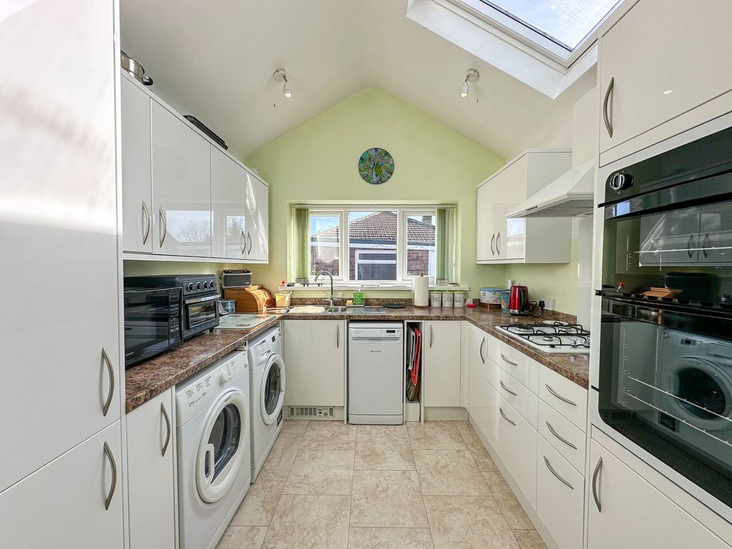 Property photo 3 of 25