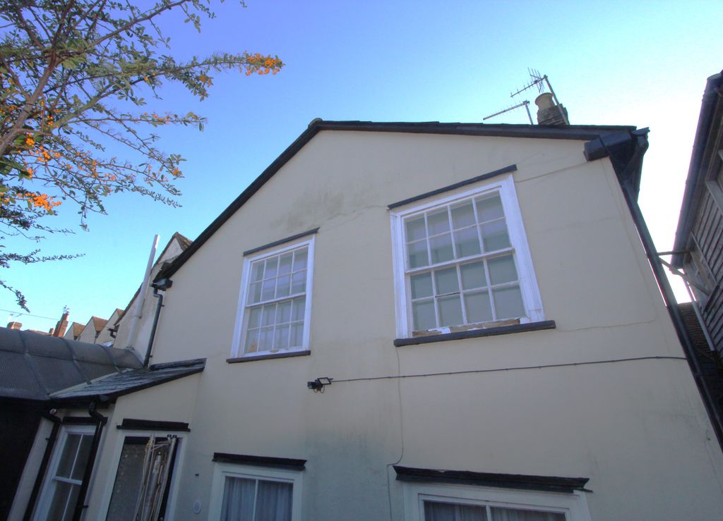 Property photo 1 of 15 Front