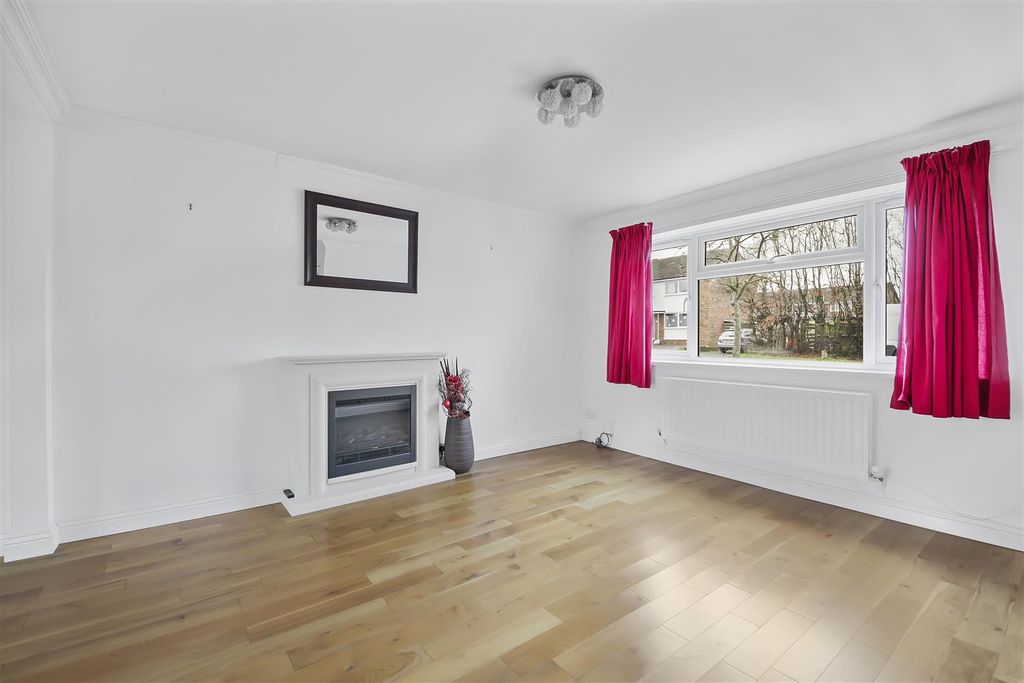 Property photo 3 of 12 B6077D10-Bc6F-476D-Bb28-A6658F3F2D75.Jpg