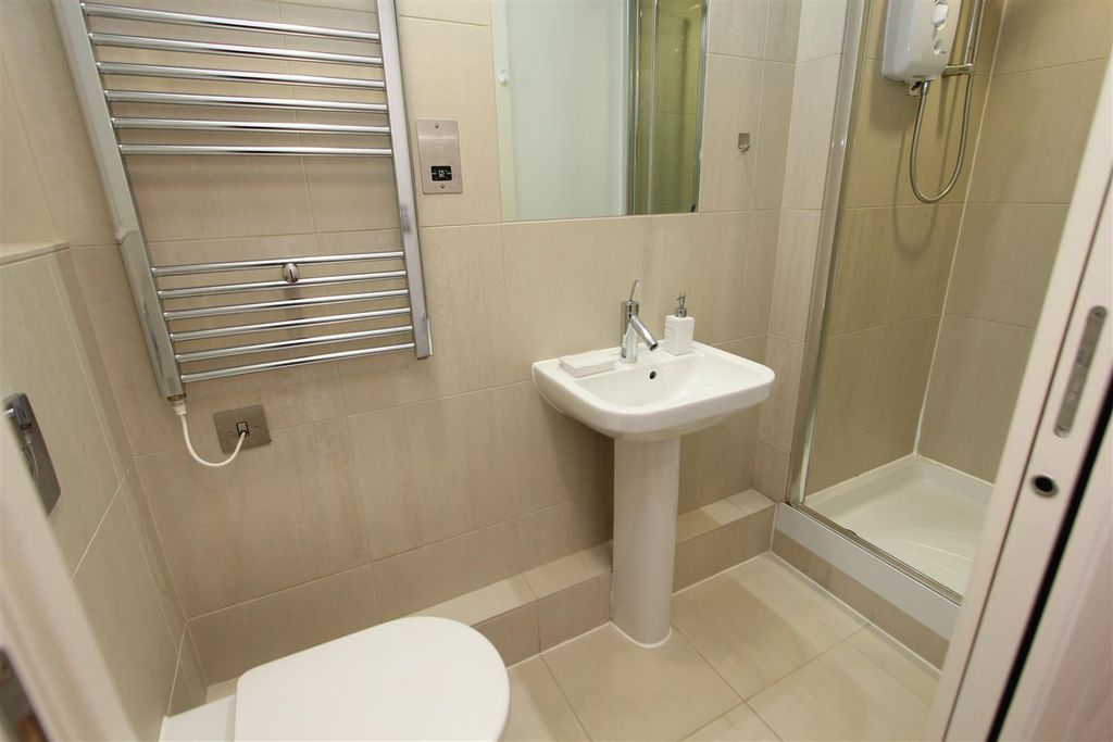 Property photo 3 of 7 Shower Room.Jpg