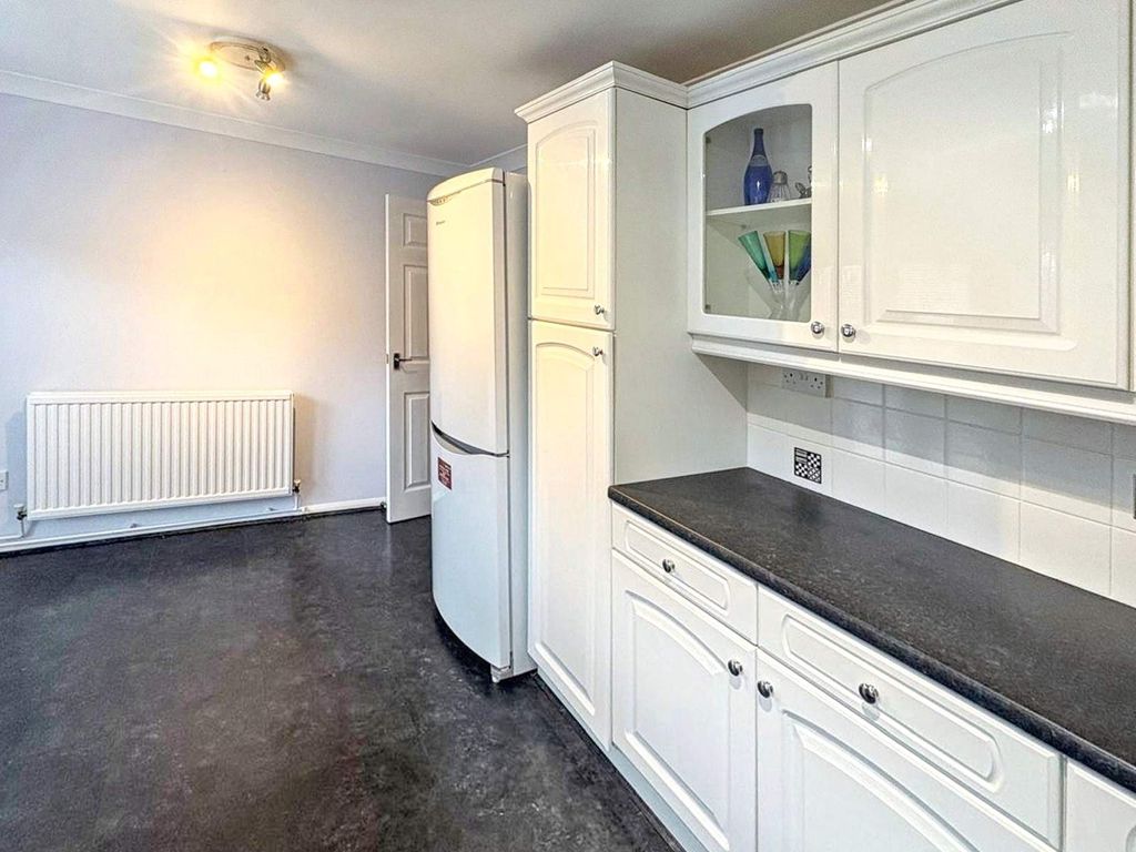 Property photo 3 of 14 Kitchen-Diner