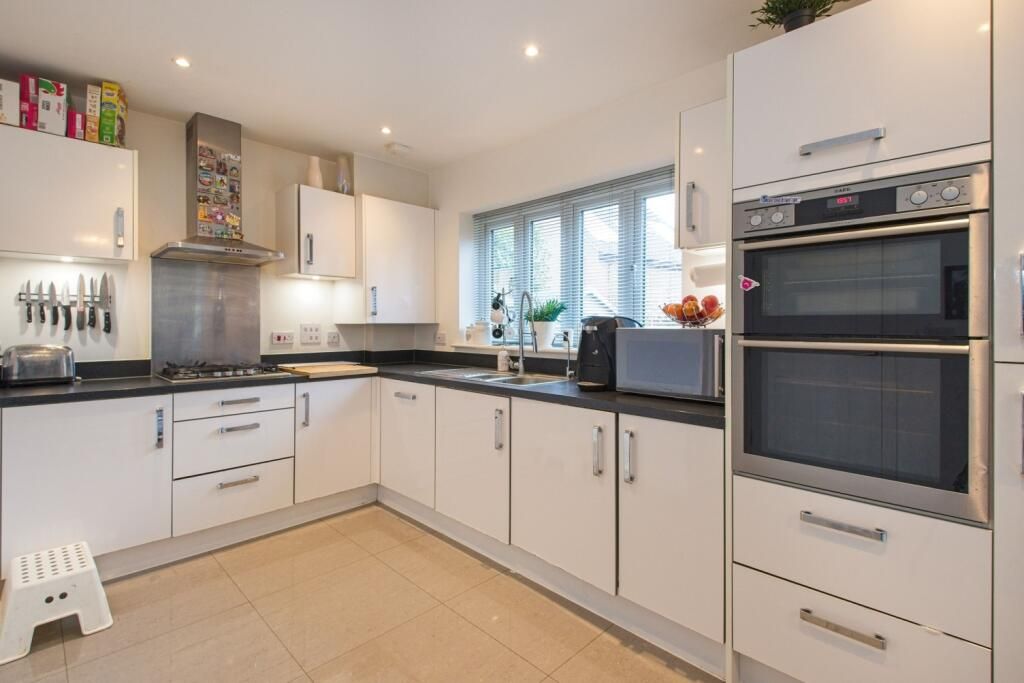 Property photo 2 of 10 Gallery