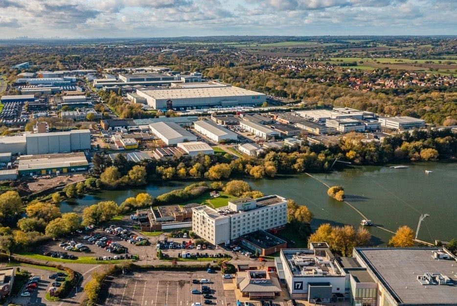 Property photo 3 of 5 Miles Gray Road, Basildon, Essex Ss14 3Fr (Regency House) (1)5.Jpeg