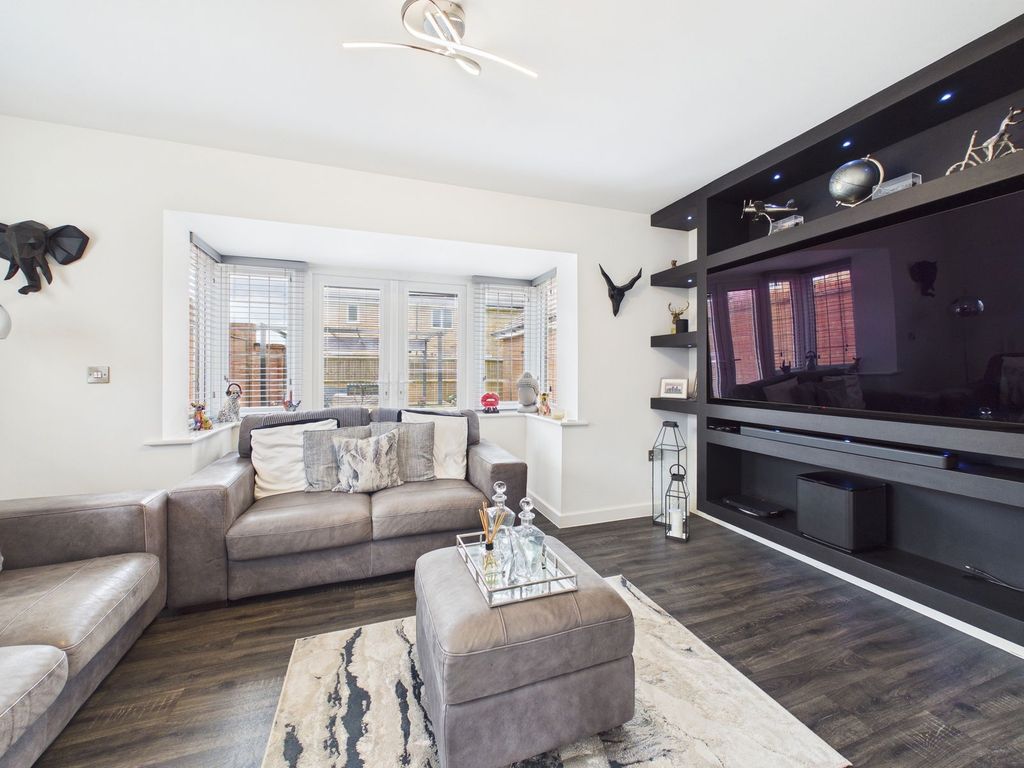 Property photo 3 of 23