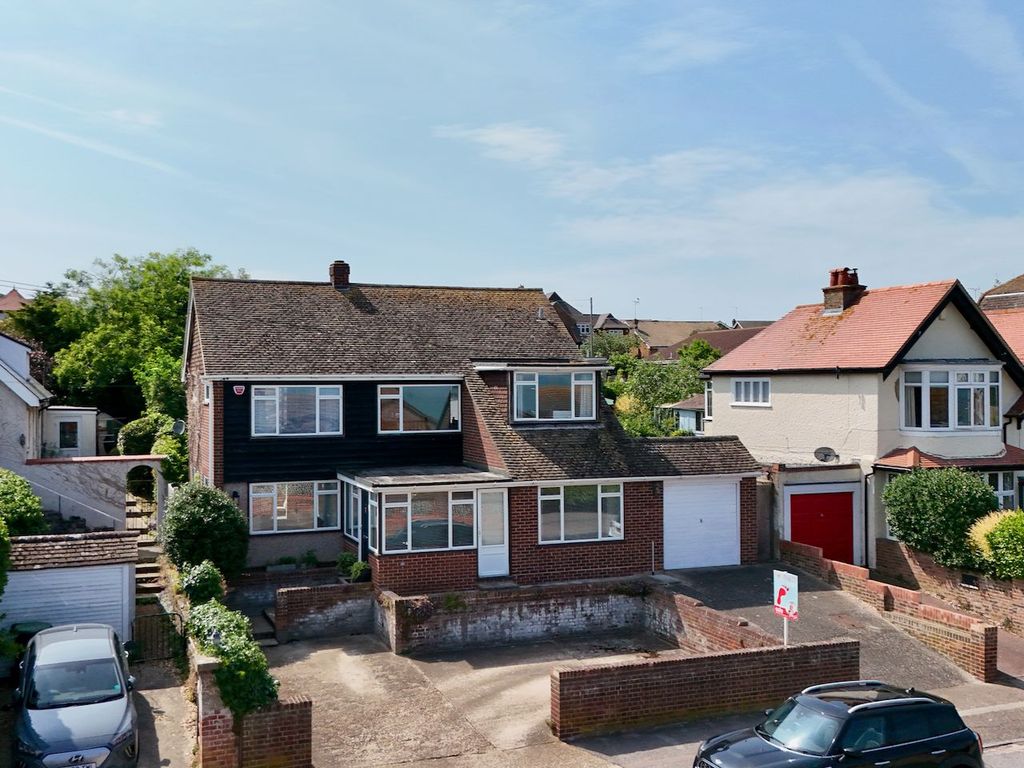 Property photo 1 of 24