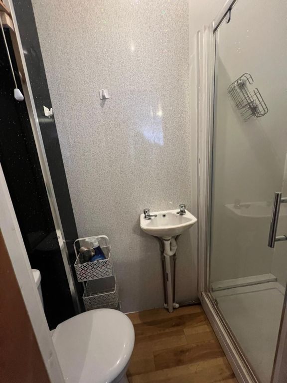 Property photo 3 of 3