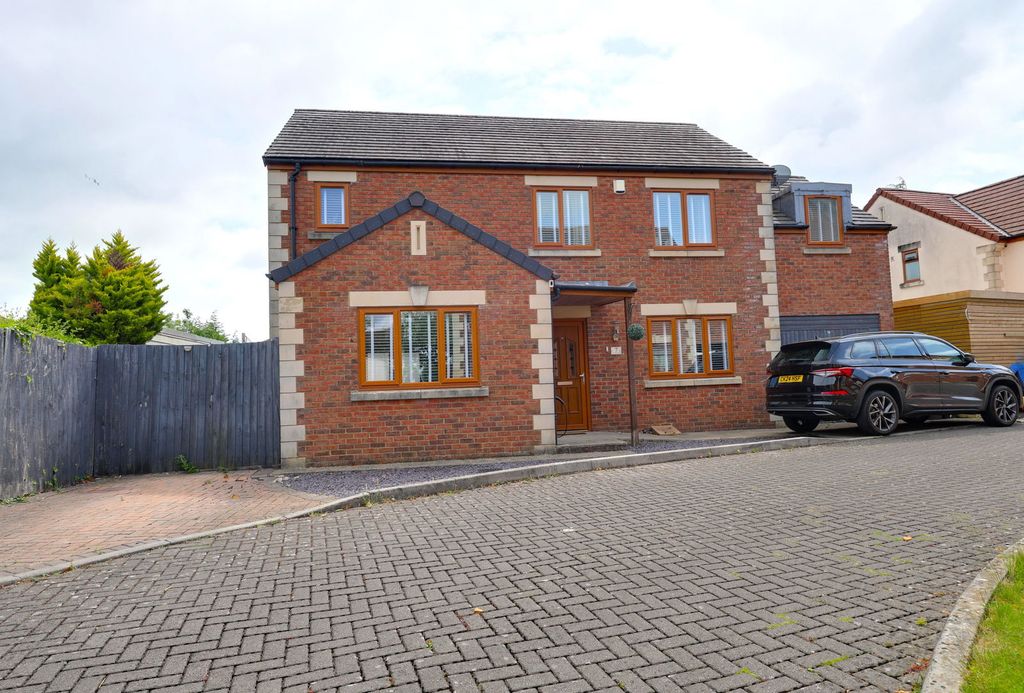 Property photo 1 of 48