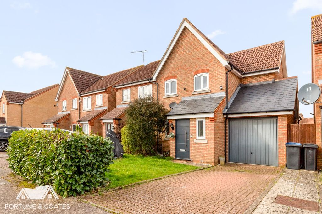 Property photo 1 of 26 Sheldonclose_35.Jpg