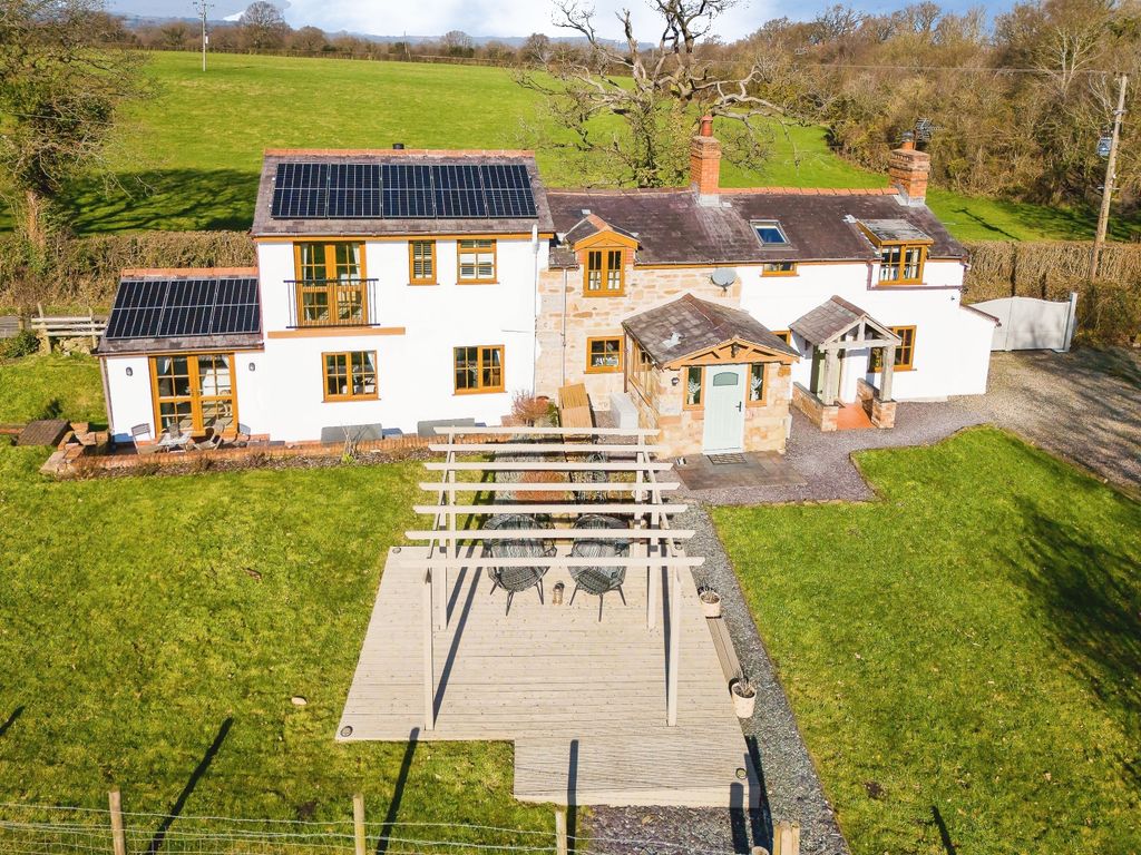 Property photo 3 of 33