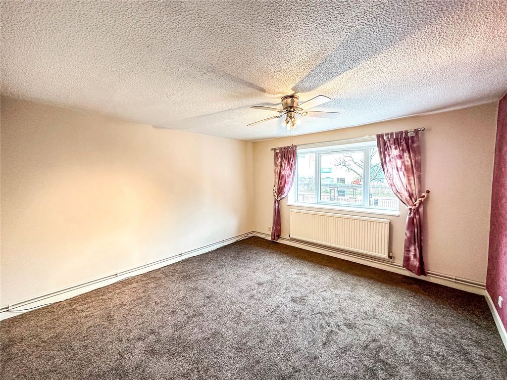 Property photo 2 of 10 Picture No. 03