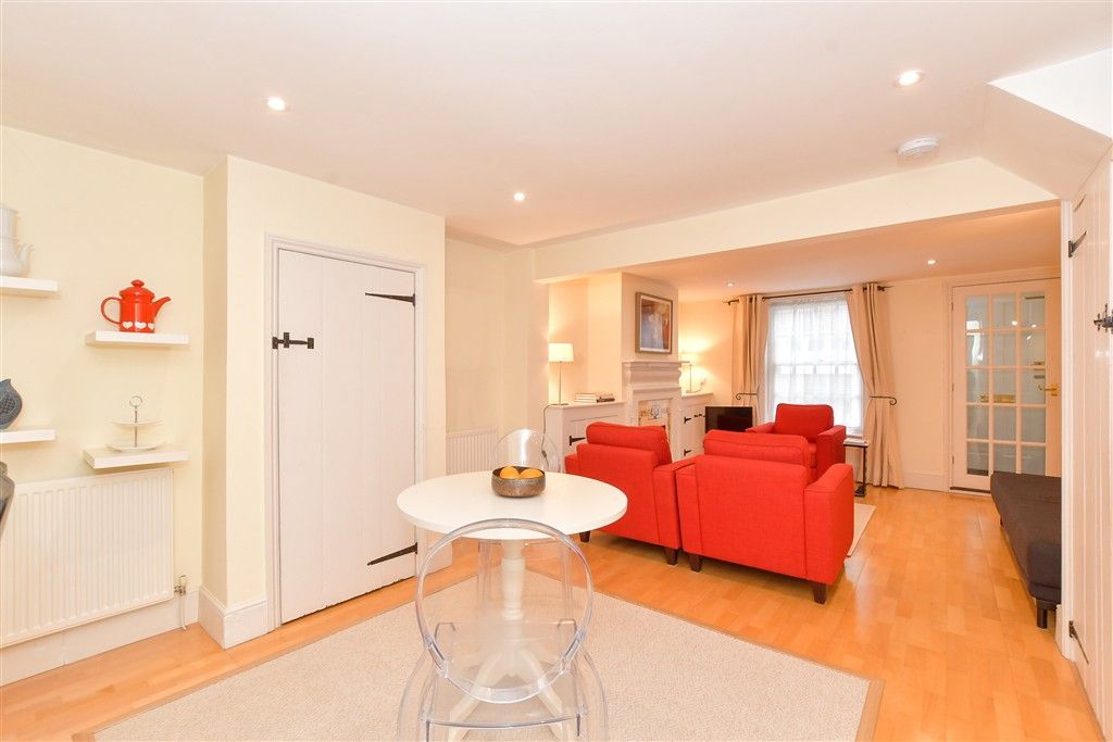 Property photo 2 of 13 Dining Area