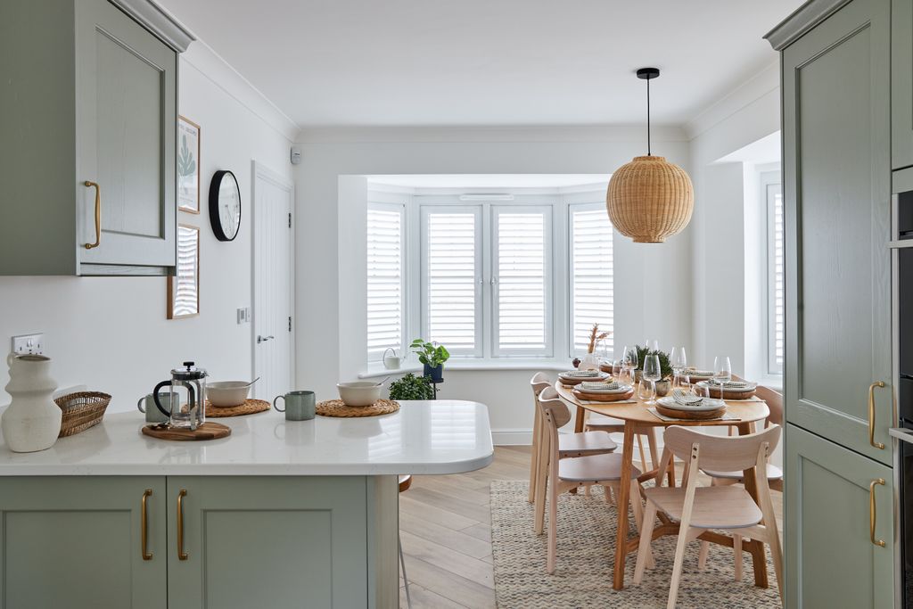 Property photo 3 of 17 Previous Showhome